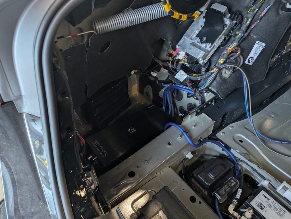BMW M5 subwoofer upgrade